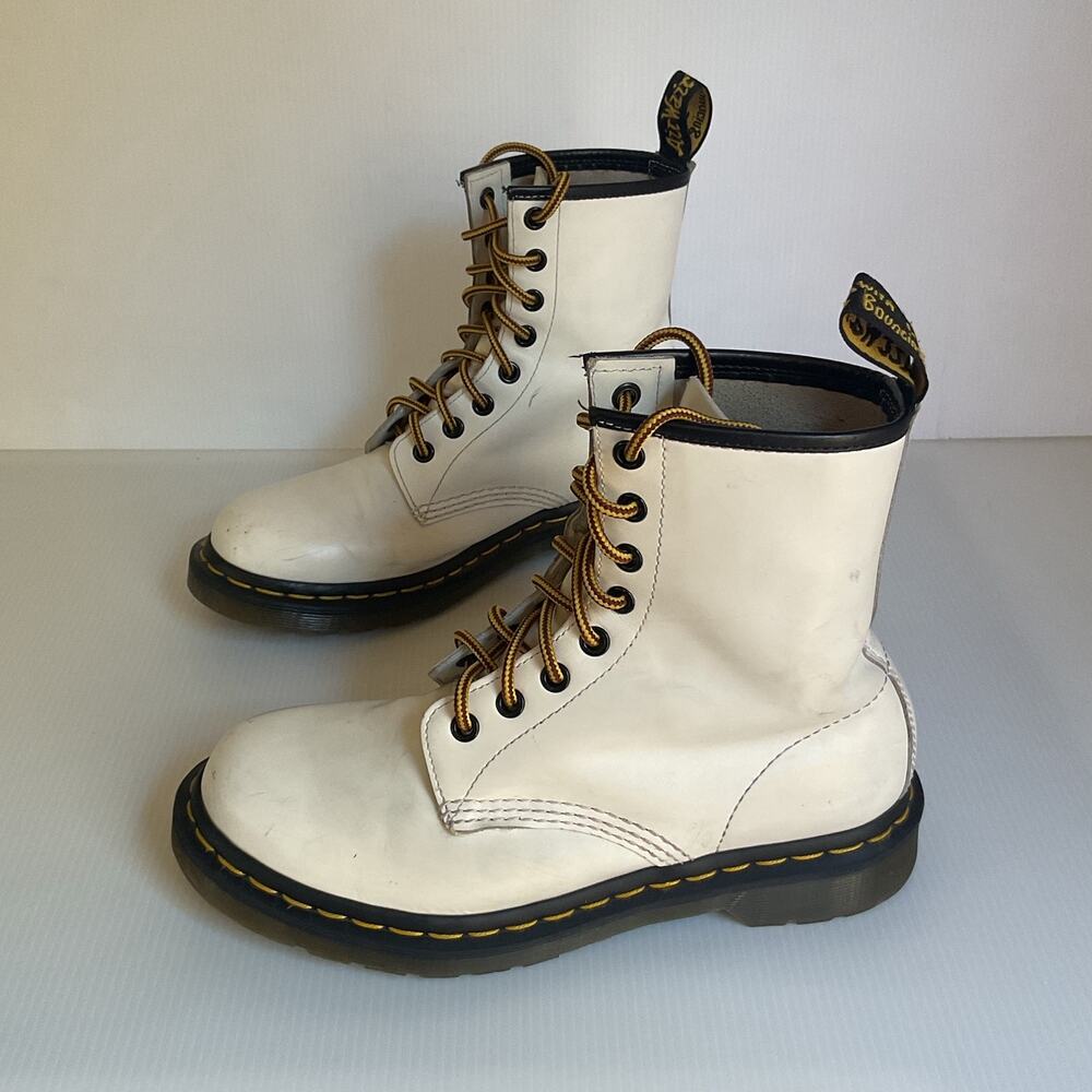 Dr. Martens 1460 White Leather 8-Eye Combat Boots Women’s US 7 UK 5 EU 38
